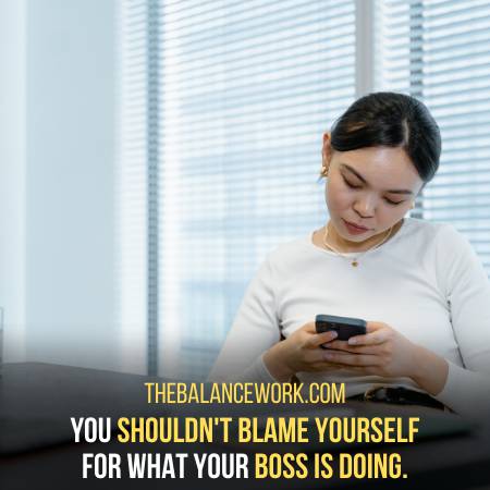 How To Deal With A Manipulative Boss